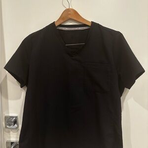 Fabletics Black V-Neck scrubs for guys